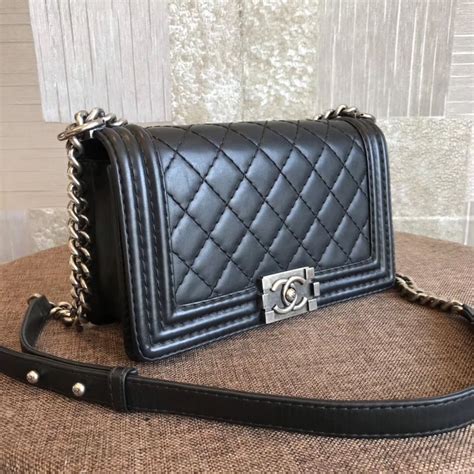 chanel le boy black small|chanel boy small quilted bag.